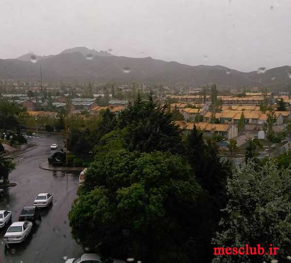 نمائی از شهر مس سرچشمه در باران بهاری - سرچشمه 5 اردیبهشت 95